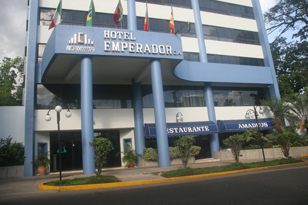 <h5>Hotel Emperador</h5>